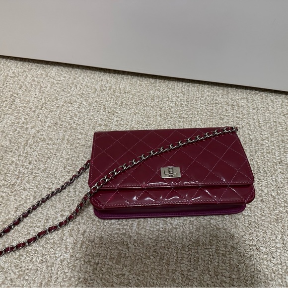 Chanel 2.55 Reissue WOC Burgundy Dark Red Leather Crossbody Bag Wallet on Chain - Picture 5 of 14
